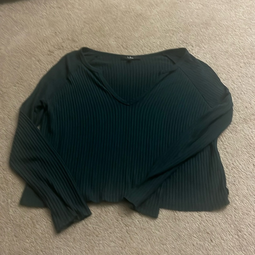 Lulus cropped sweater size small green